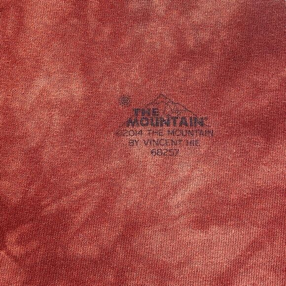 The Mountain Men's T Shirt Size 2XL Rust Orange Tie Dye Native American Wolf - Picture 4 of 8